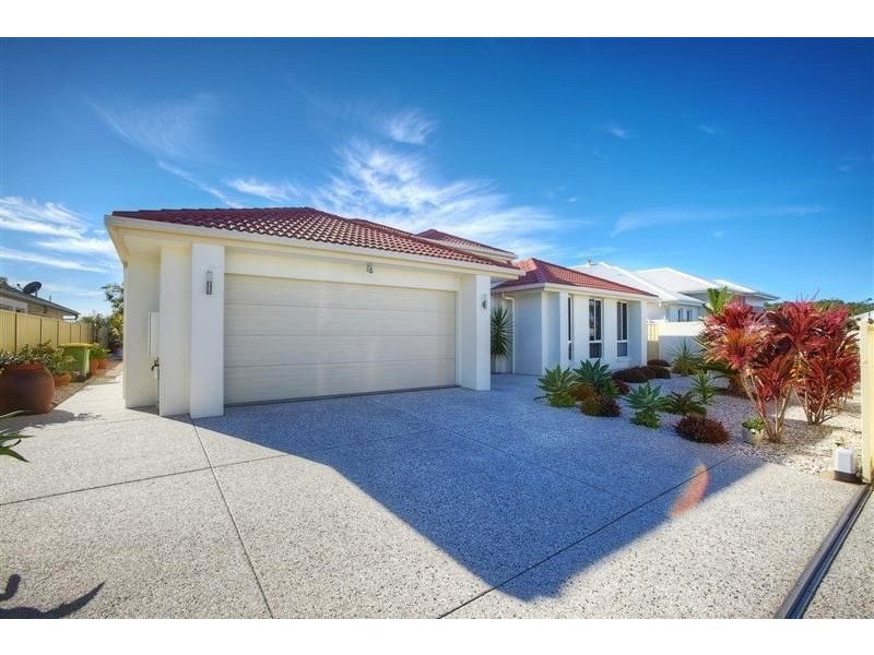 10 Ballinger Place, Pelican Waters QLD 4551