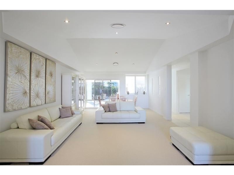 10 Ballinger Place, Pelican Waters QLD 4551