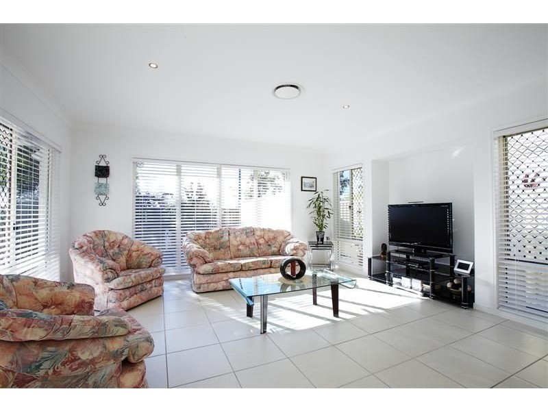 10 Ballinger Place, Pelican Waters QLD 4551