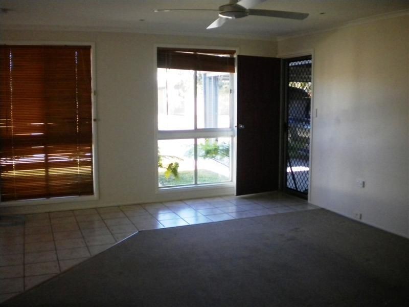 19 Browning Boulevard, Battery Hill QLD 4551