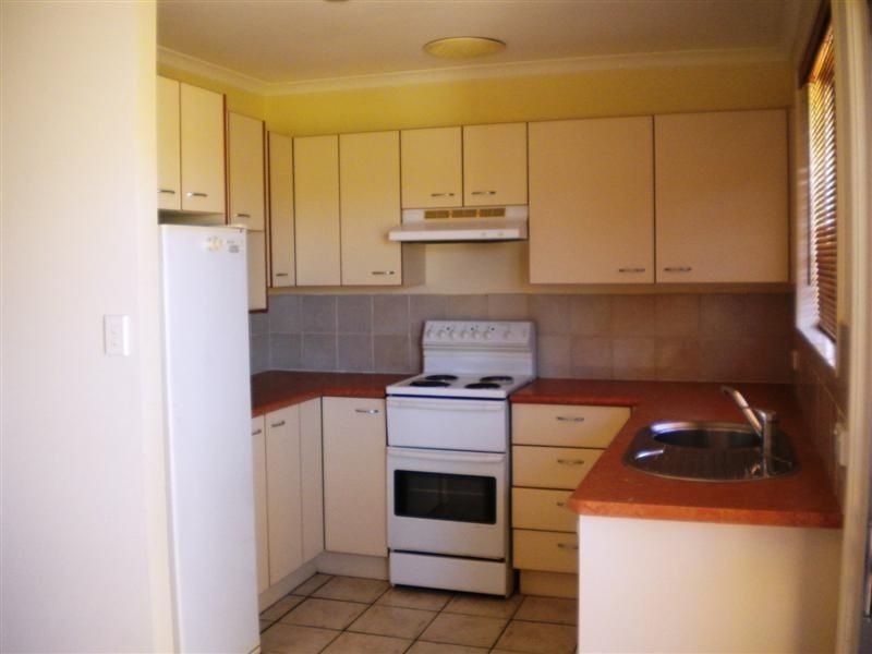 19 Browning Boulevard, Battery Hill QLD 4551