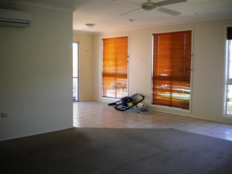 19 Browning Boulevard, Battery Hill QLD 4551