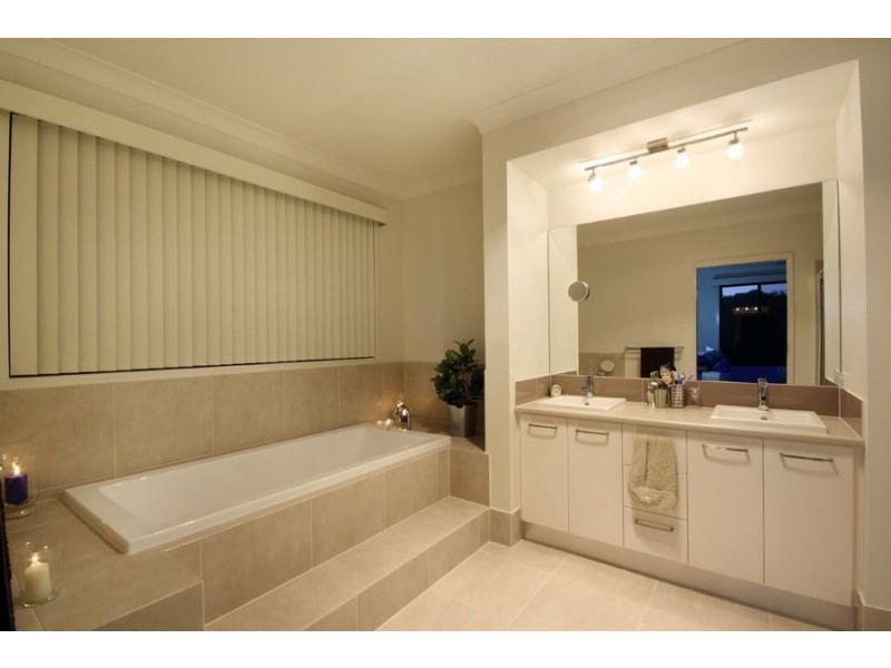 14 Rutherford Place, Pelican Waters QLD 4551