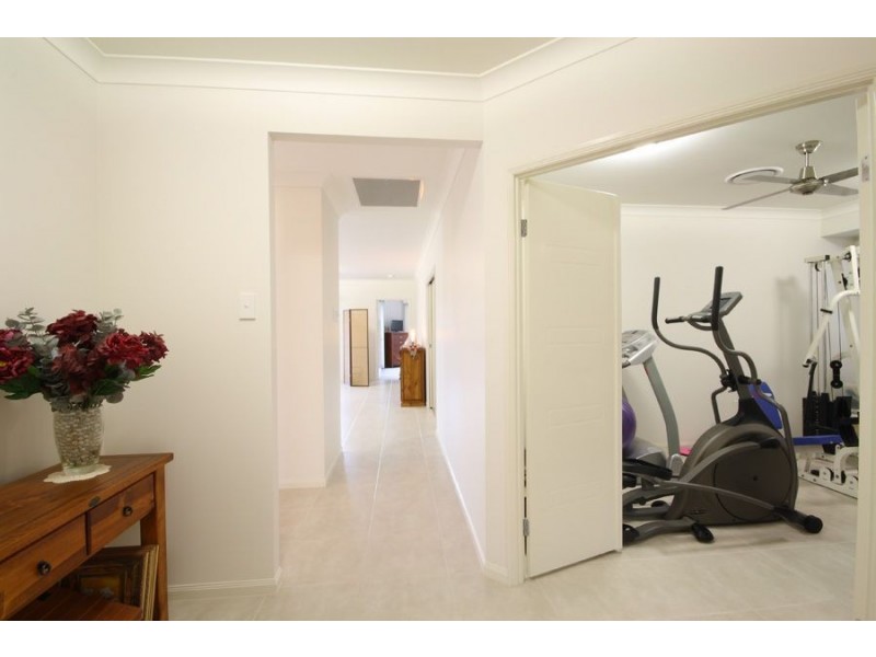 14 Rutherford Place, Pelican Waters QLD 4551