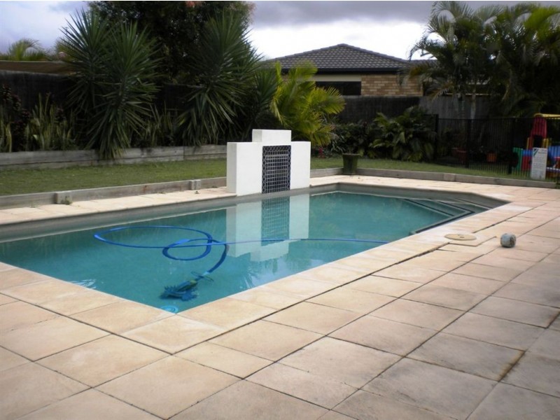 12 Kylemore Court, Caloundra West QLD 4551