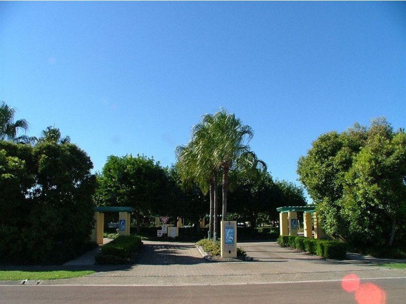 105/40 Lakeside Crescent, Currimundi QLD 4551