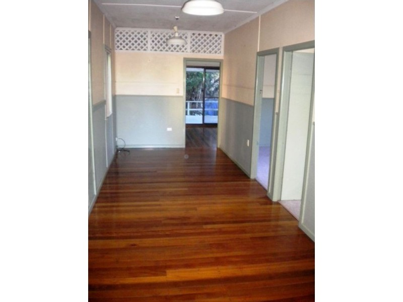 11 Arthur Street, Kings Beach QLD 4551