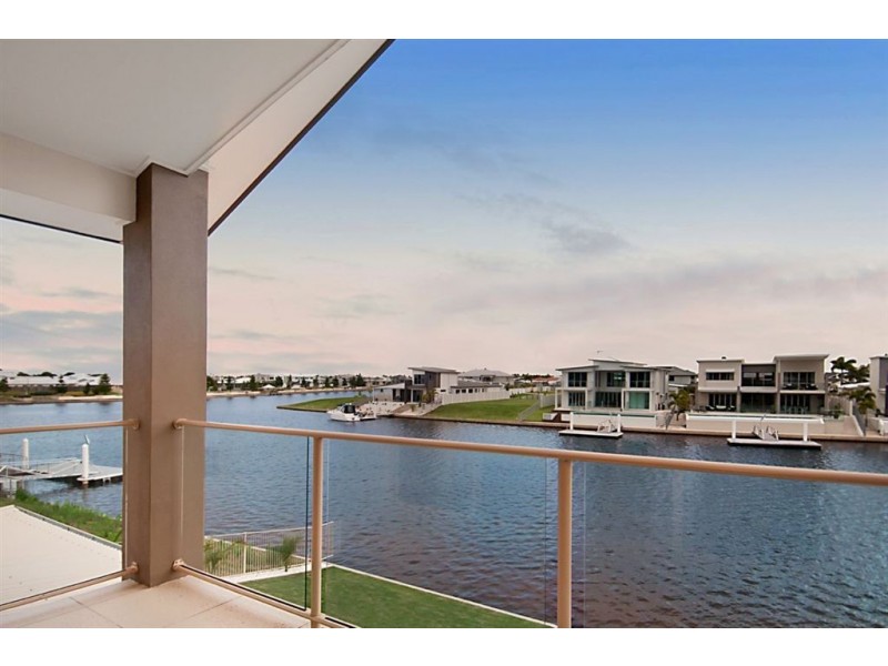 16 Deep Water Circuit, Pelican Waters QLD 4551