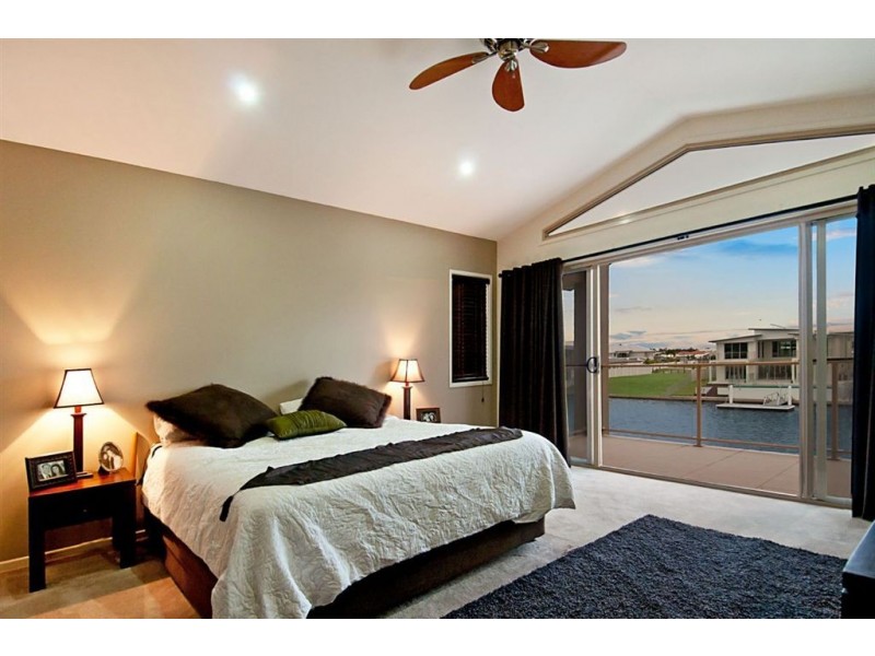 16 Deep Water Circuit, Pelican Waters QLD 4551