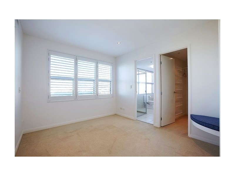 4 Queen Street, Kings Beach QLD 4551