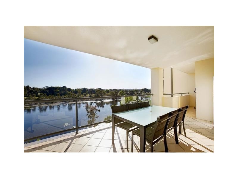 47/1 Millennium Circuit, Pelican Waters QLD 4551