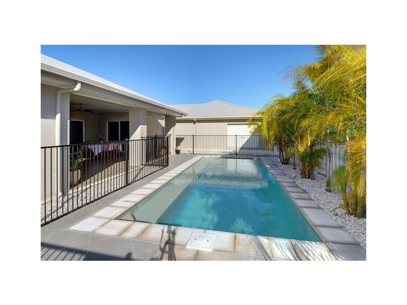 4 Francis Court, Pelican Waters QLD 4551