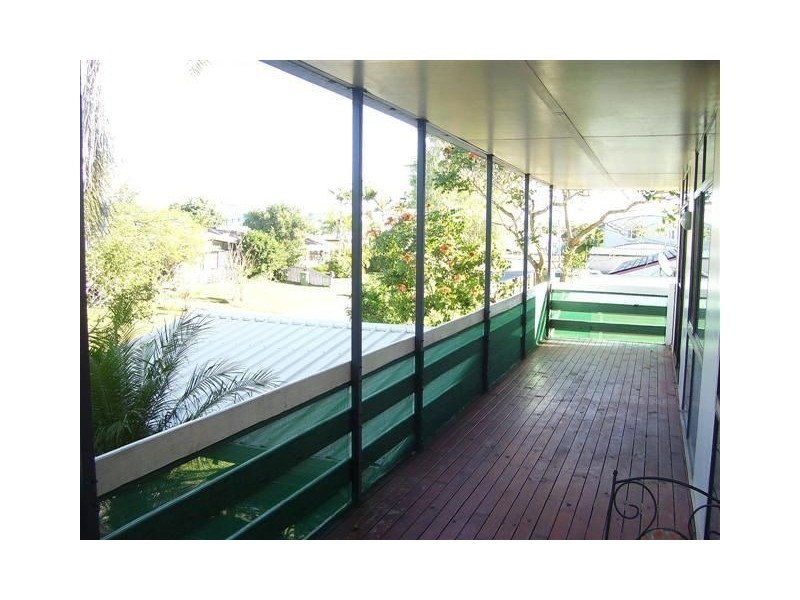 9 Coora Cr, Currimundi QLD 4551