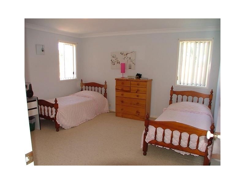 4 Firefly Street, Pelican Waters QLD 4551