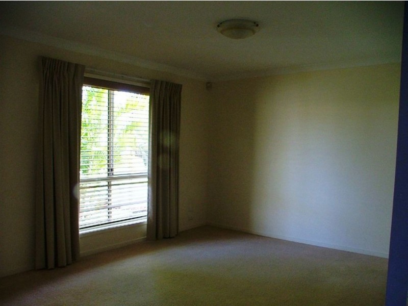 17 St James Court, Little Mountain QLD 4551