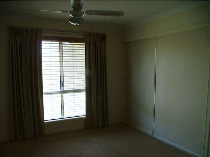 17 St James Court, Little Mountain QLD 4551