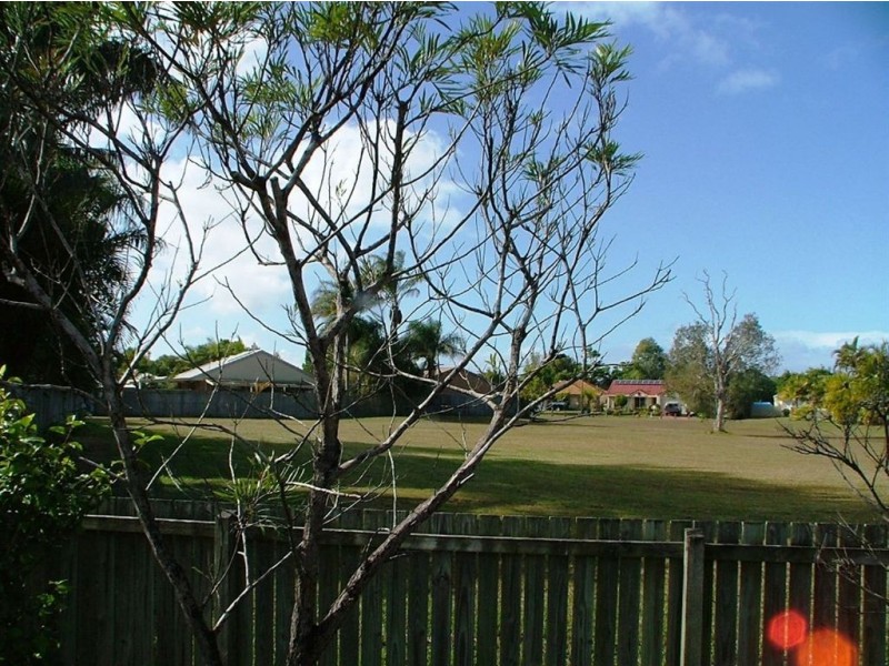 17 St James Court, Little Mountain QLD 4551