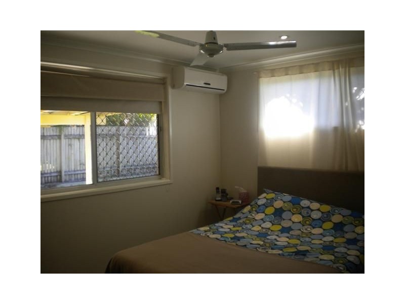 19 Browning Boulevard, Battery Hill QLD 4551