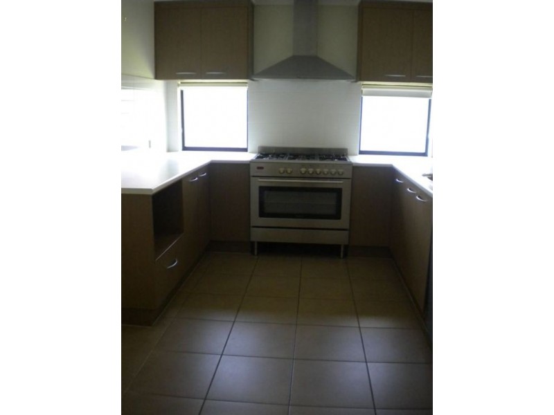 10 Kakadu Court, Little Mountain QLD 4551