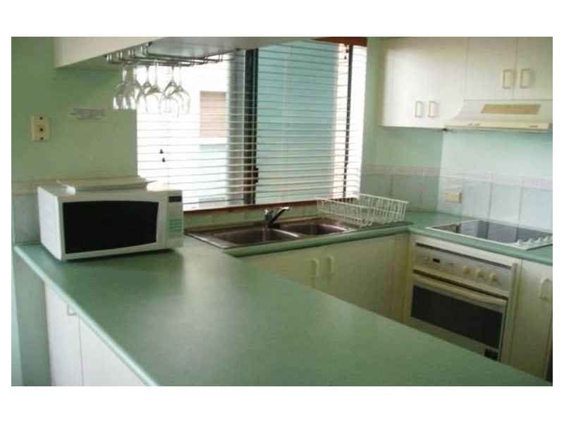 12 Mahia Terrace, Kings Beach QLD 4551