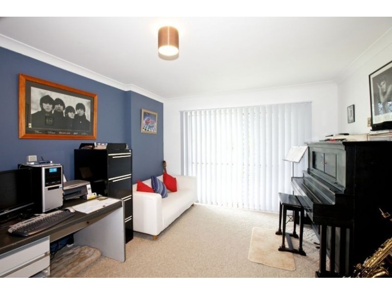 1 Balemo Street, Battery Hill QLD 4551