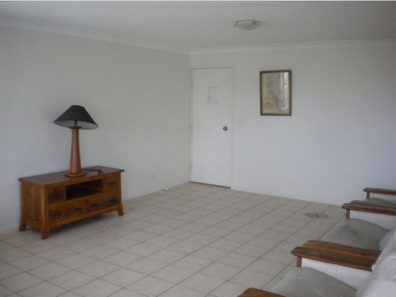 7 Mahia Terrace, Kings Beach QLD 4551