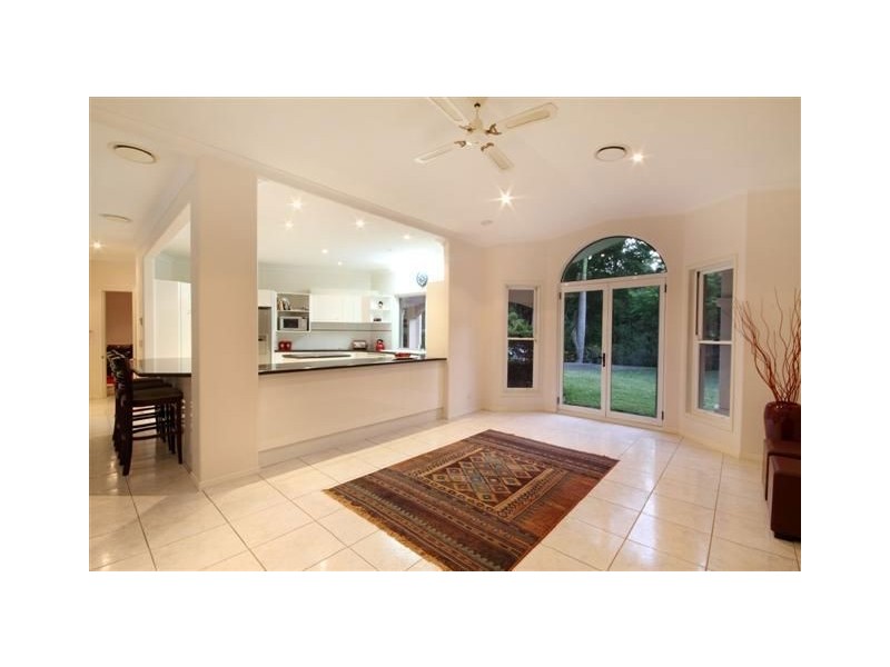 41 Shady Grove, Tanawha QLD 4556