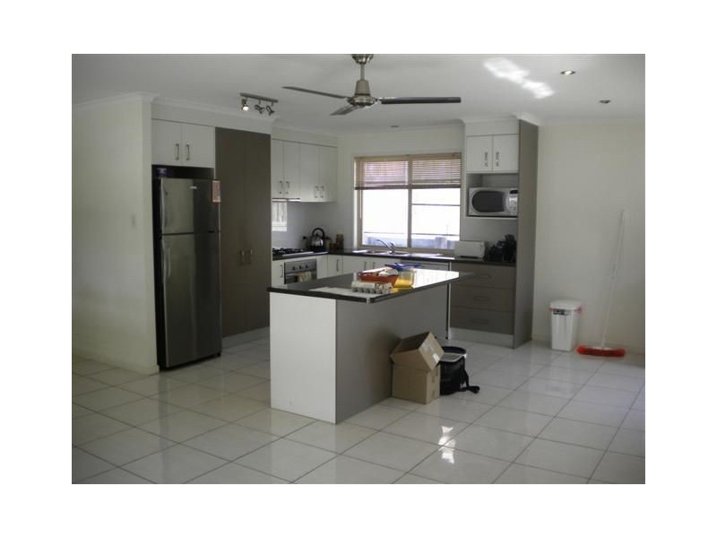 38 Highpark Crescent, Little Mountain QLD 4551