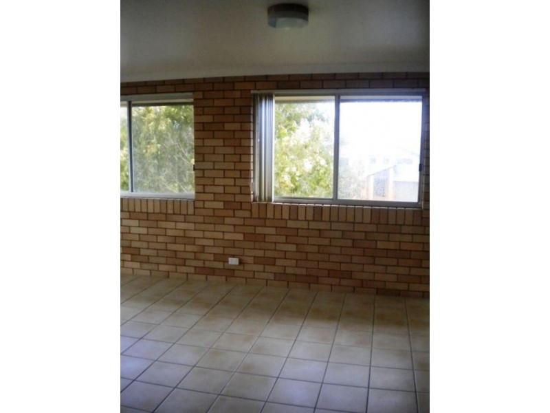 12 Coonowrin Street, Dicky Beach QLD 4551