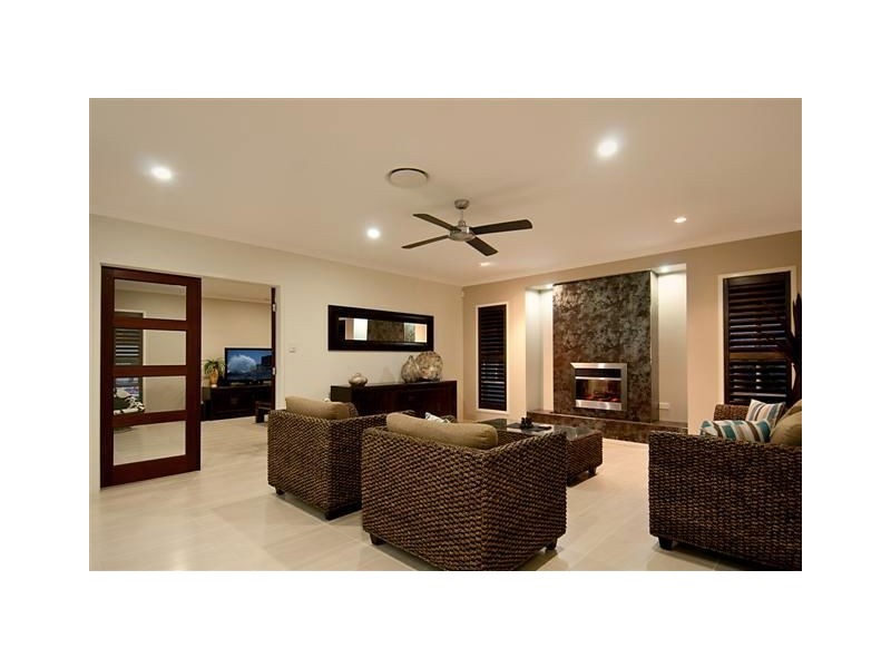 35 Whitehaven Way, Pelican Waters QLD 4551