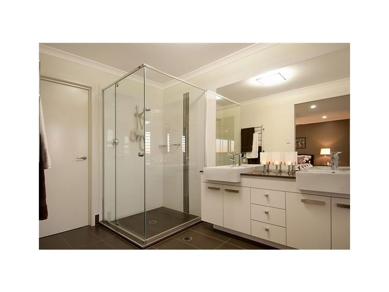 35 Whitehaven Way, Pelican Waters QLD 4551