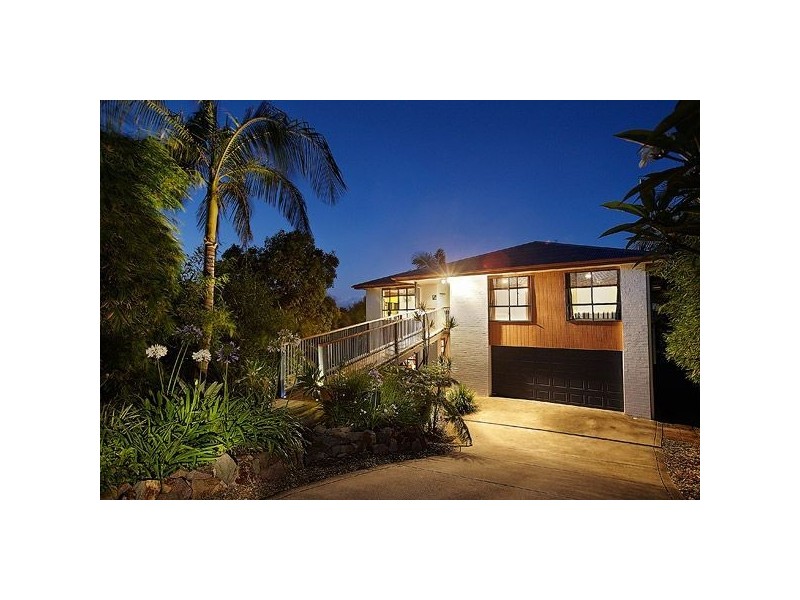 16 Carisbrook Court, Little Mountain QLD 4551