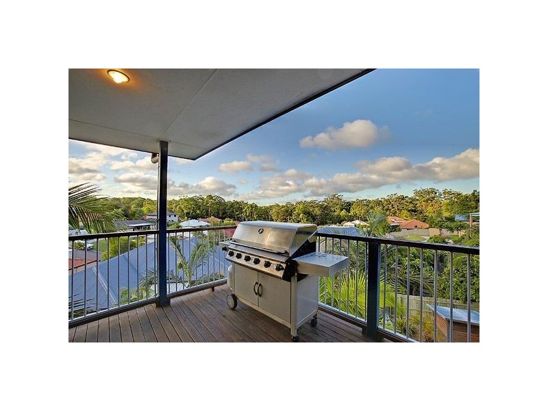 16 Carisbrook Court, Little Mountain QLD 4551