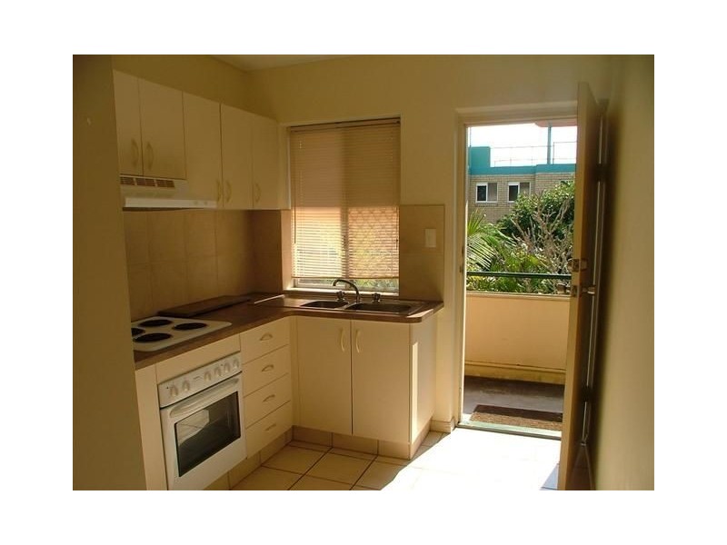 27-29 Burgess Street, Kings Beach QLD 4551