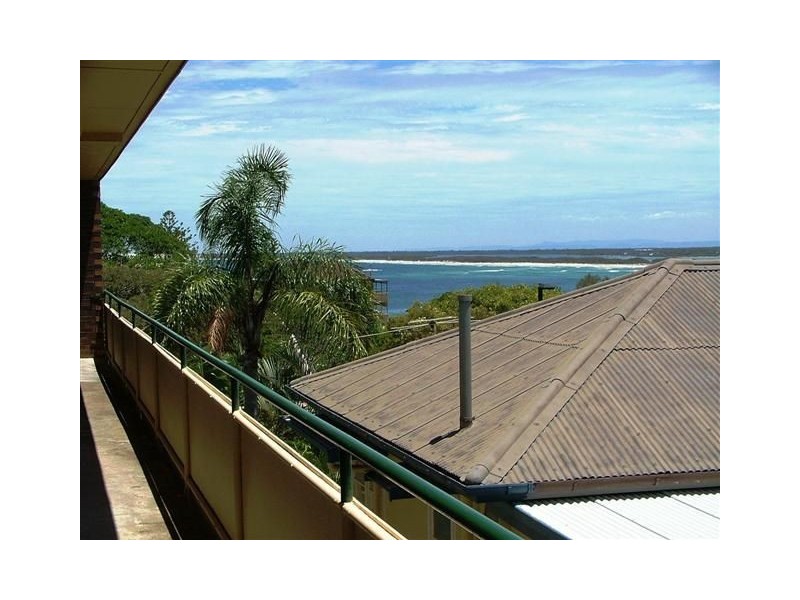 27-29 Burgess Street, Kings Beach QLD 4551