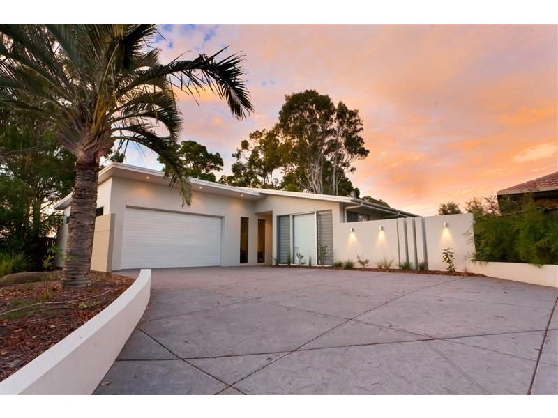 106 Sunset Drive, Little Mountain QLD 4551