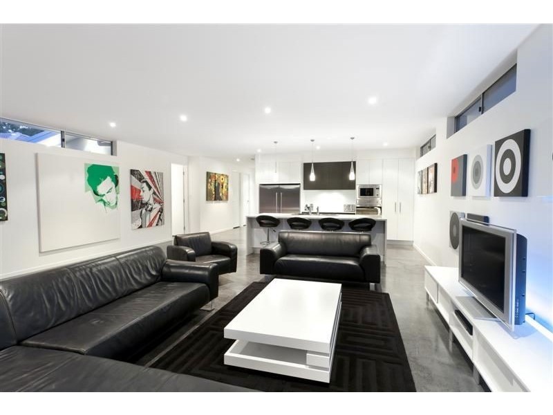 106 Sunset Drive, Little Mountain QLD 4551