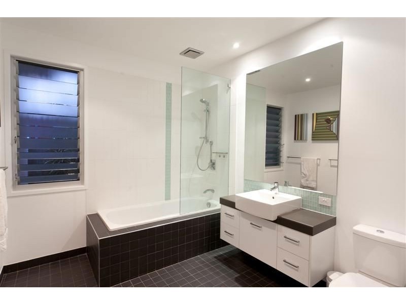 106 Sunset Drive, Little Mountain QLD 4551