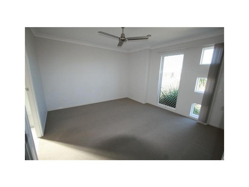 5 Howitt Street, Caloundra West QLD 4551