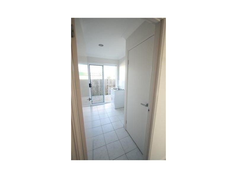 5 Howitt Street, Caloundra West QLD 4551