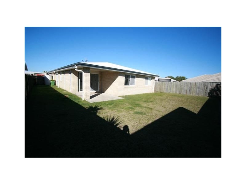 5 Howitt Street, Caloundra West QLD 4551