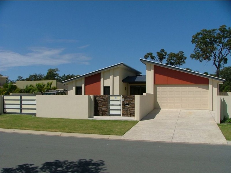 25 Sovereign Cct, Pelican Waters QLD 4551