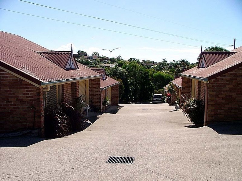 38 Milbong Street, Battery Hill QLD 4551