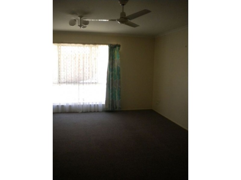 38 Milbong Street, Battery Hill QLD 4551