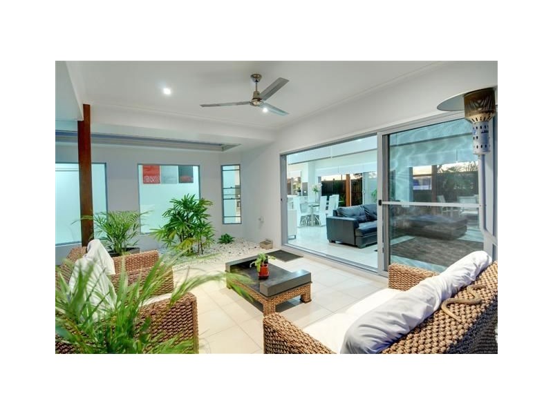 14 Echo Street, Pelican Waters QLD 4551