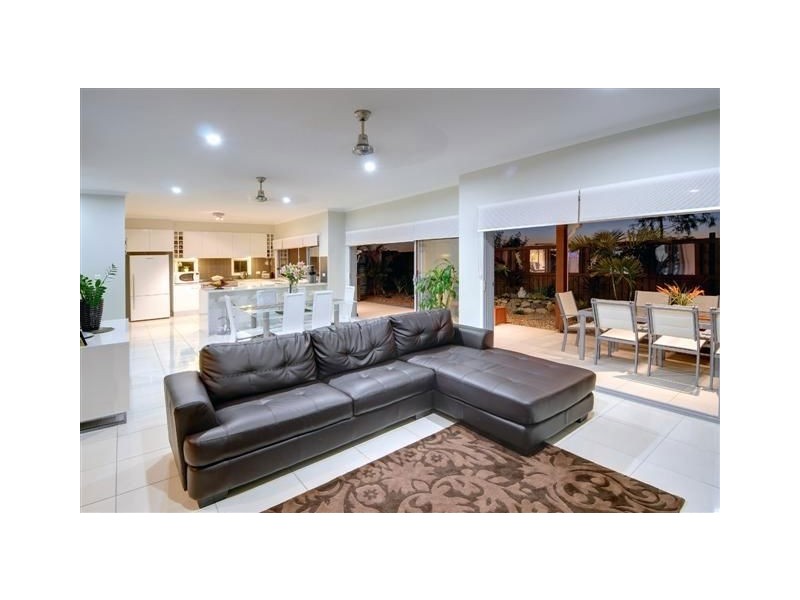 14 Echo Street, Pelican Waters QLD 4551