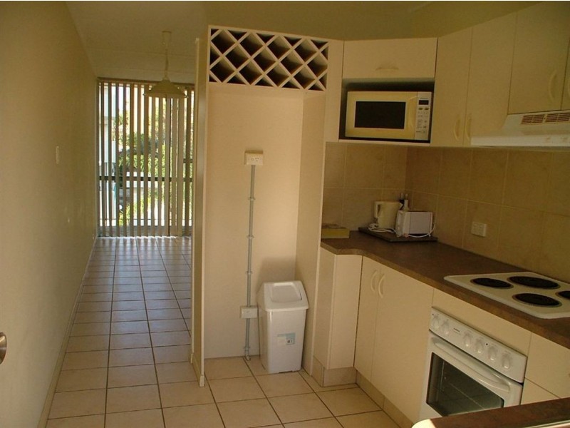 27 Burgess Street, Caloundra QLD 4551