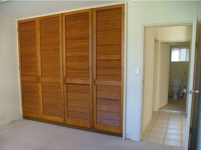 27 Burgess Street, Caloundra QLD 4551