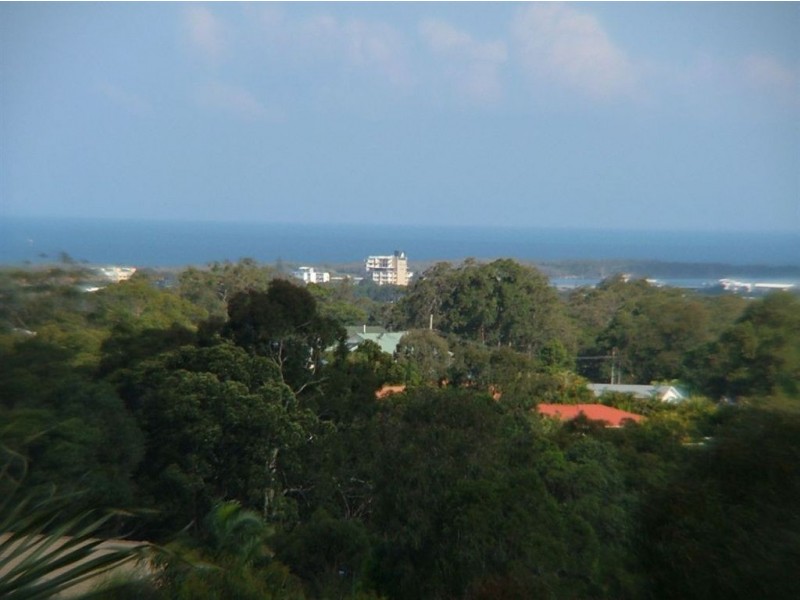 60 Sugar Bag Rd, Little Mountain QLD 4551