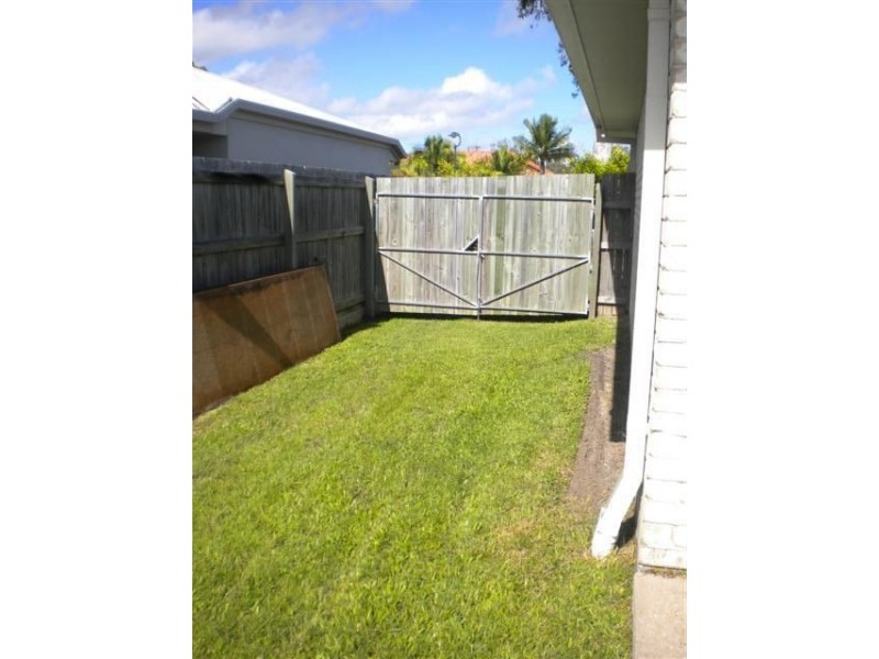 4 Campbellville Court, Pelican Waters QLD 4551